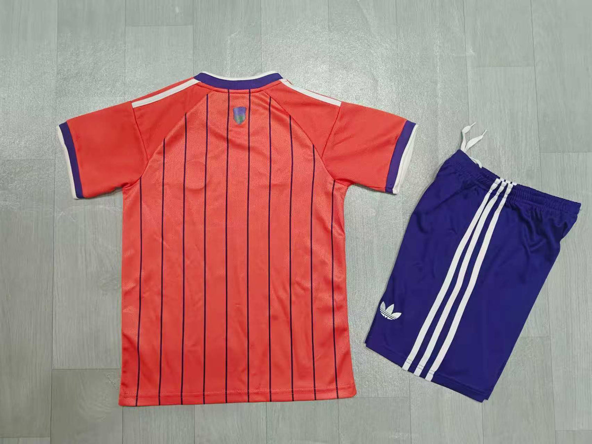KIDS Chinese Taipei Retro Kit – Red/Blue Pinstripe