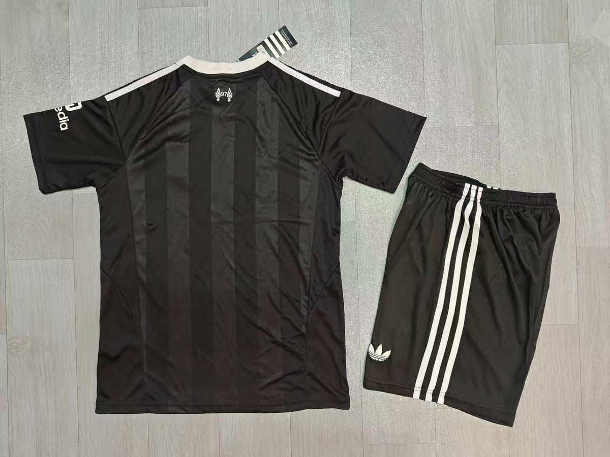 KIDS Liverpool FC Third Goalkeeper Kit Core Black / Cloud White